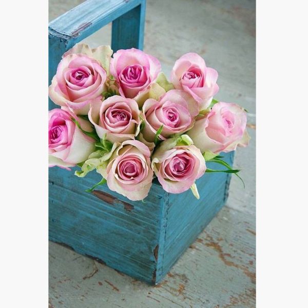 DECORATED WOODEN BOX - ROSES